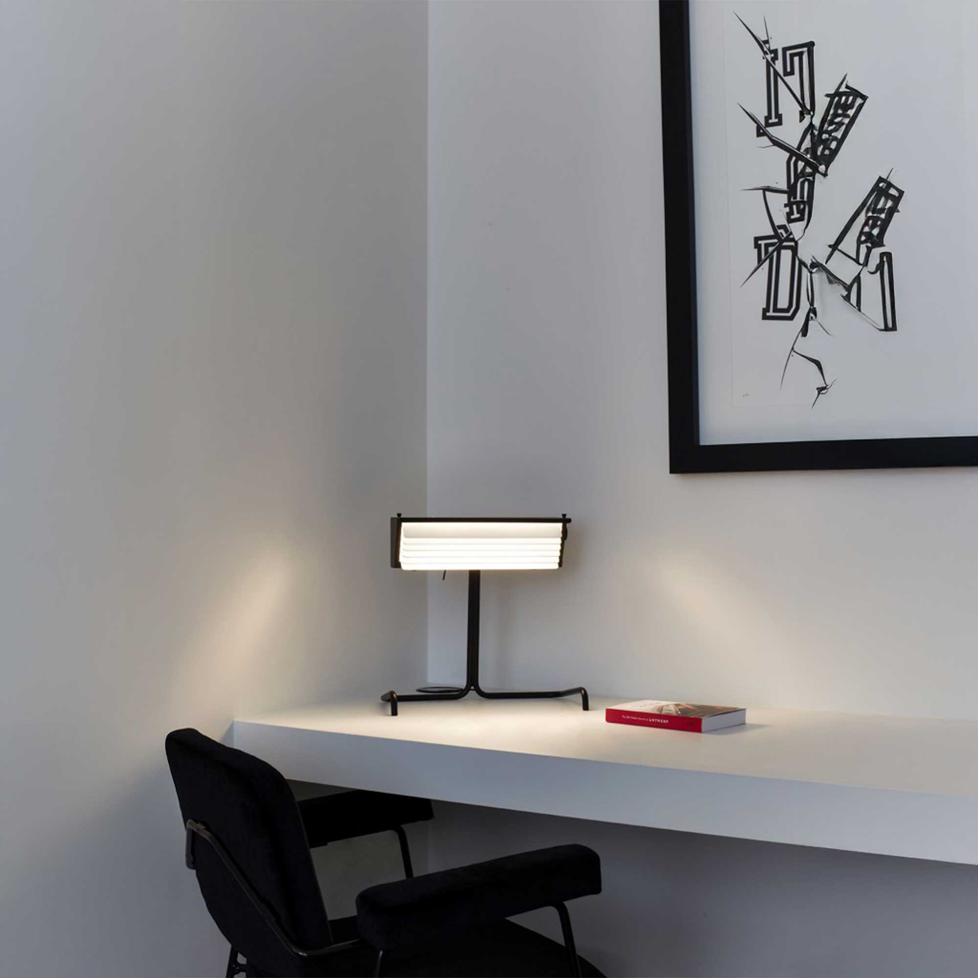 DCW éditions Biny LED asztali lámpa