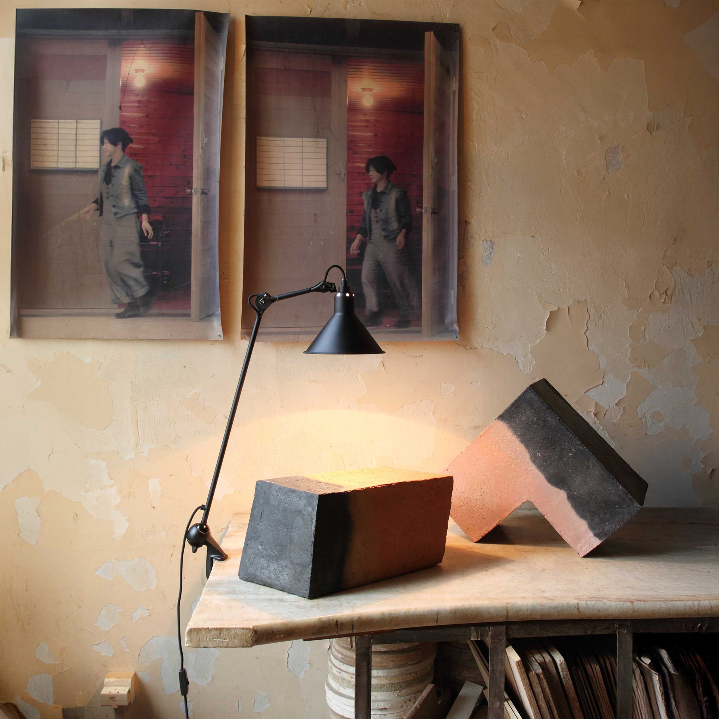 DCW éditions Lampe Gras N°201 E14 asztali lámpa klipszes lámpával