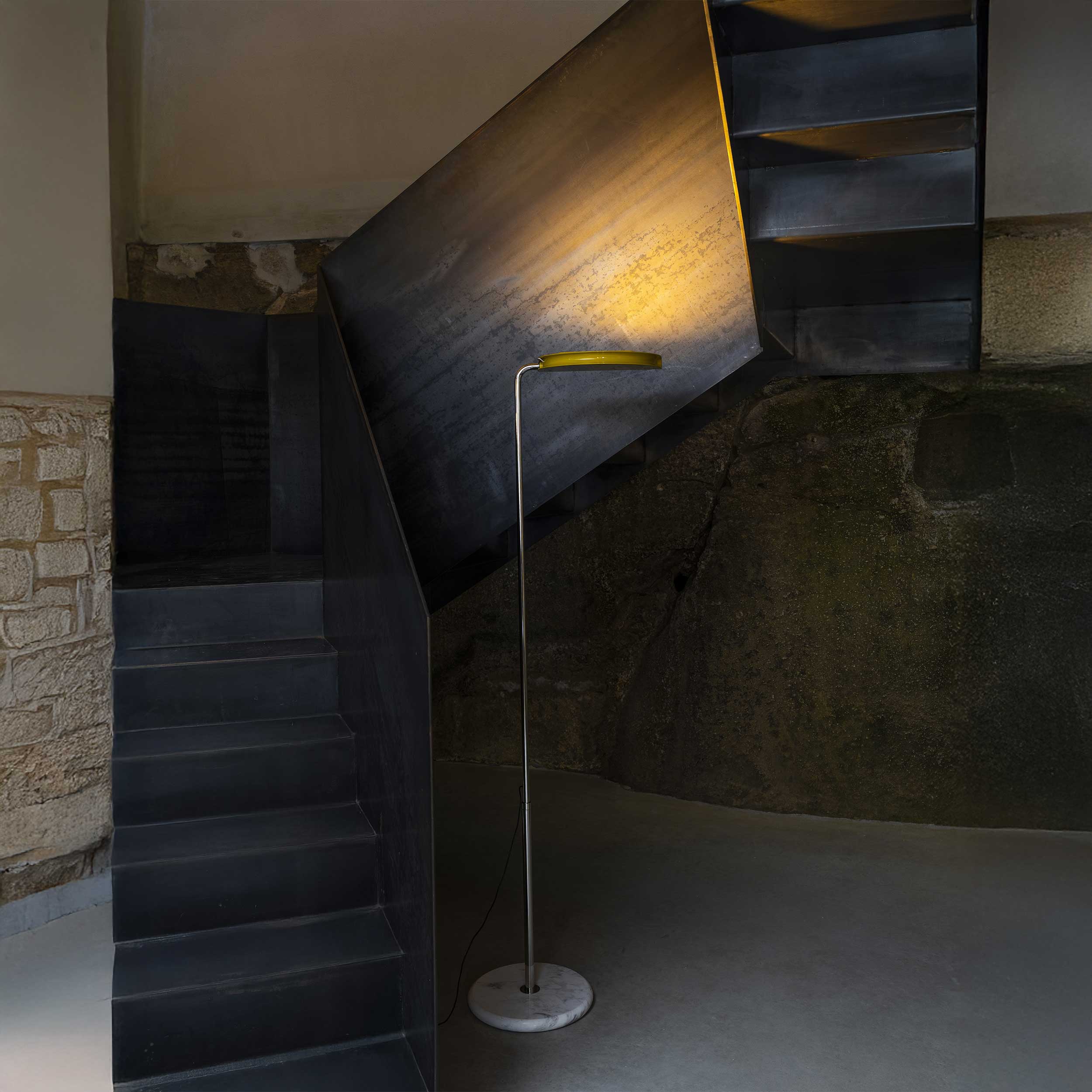 DCW éditions Mezzaluna LED állólámpa