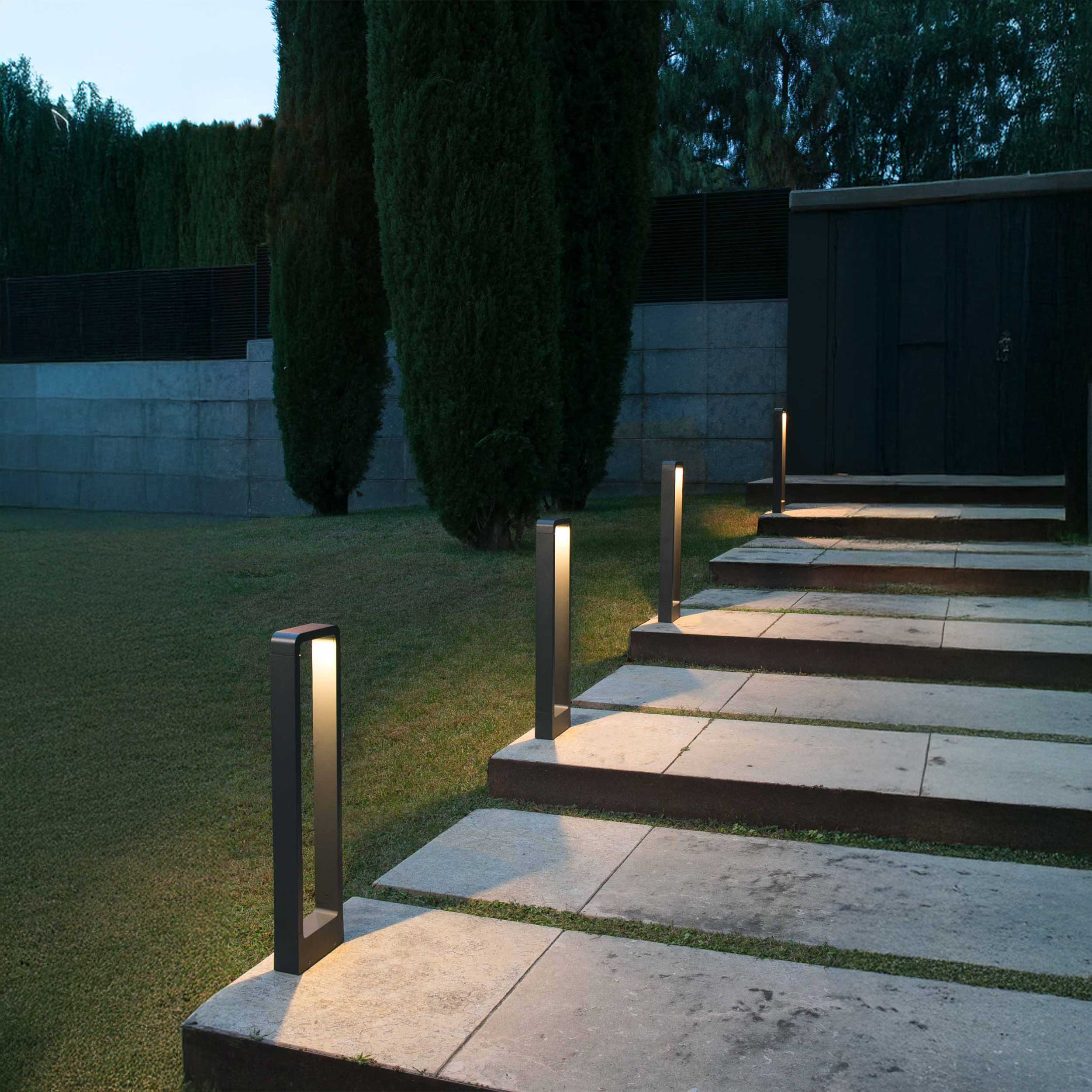 Faro Das LED oszlopos kültéri lámpatest IP54