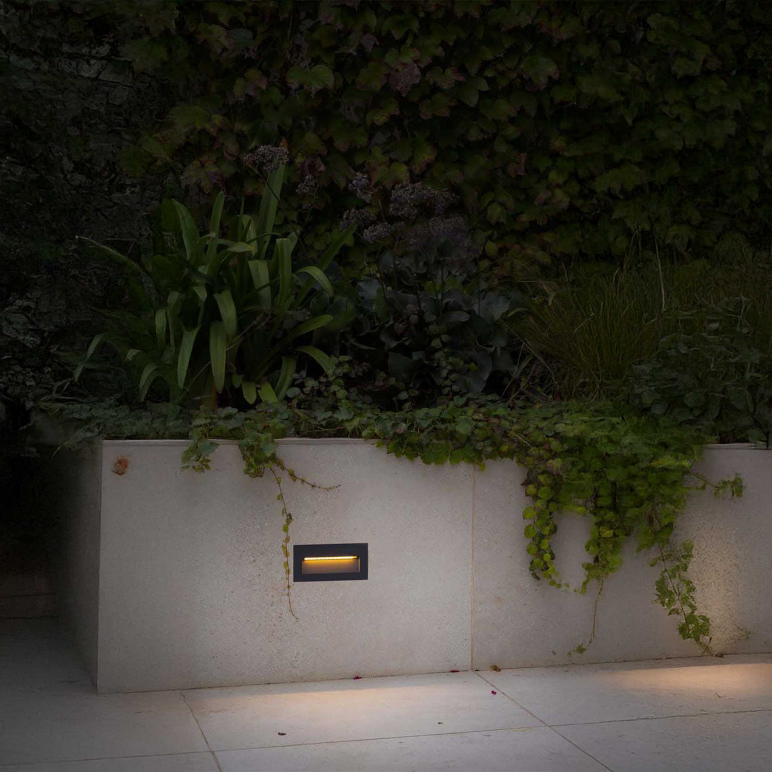 Faro Mani LED kültéri süllyesztett lámpatest IP65