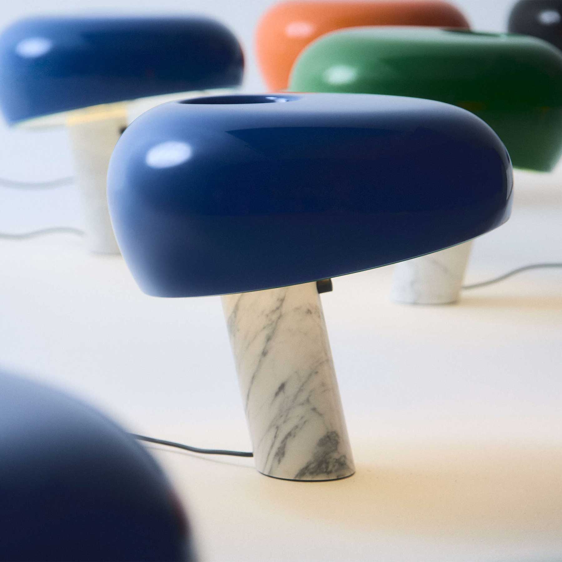 Flos Snoopy E27 stolní mramorové svítidlo