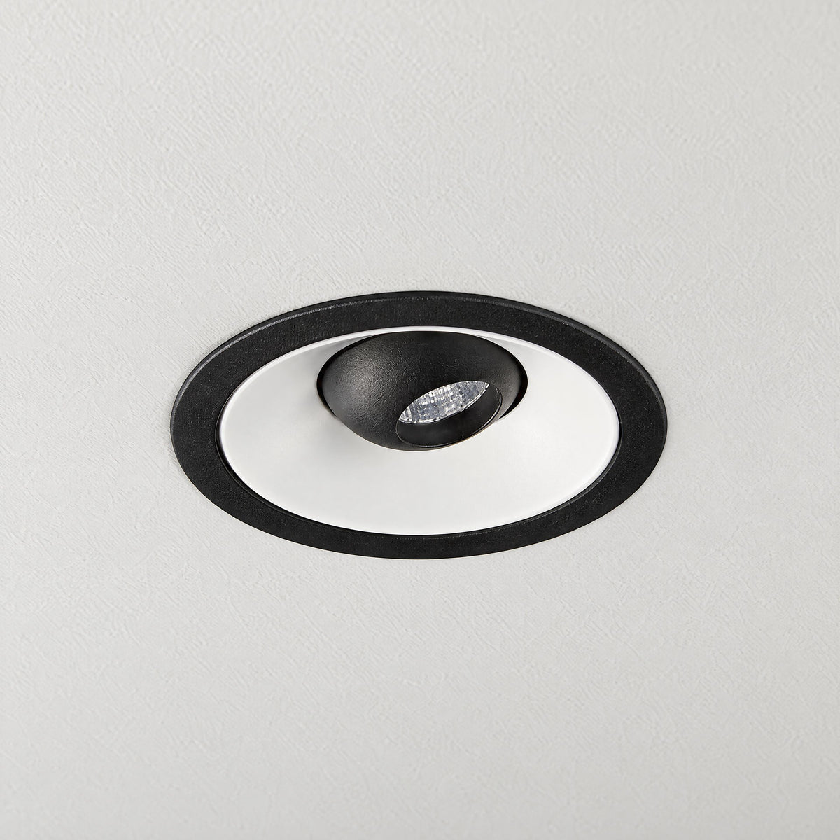 VK Light Presto LED süllyesztett lámpatest