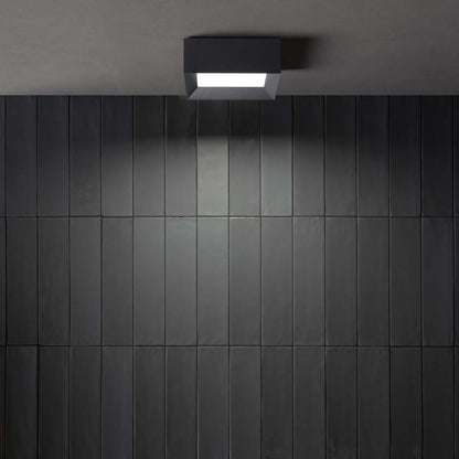 Lombardo Flo Q LED Čtvercové Svítidlo Přisazené IP20 IK06