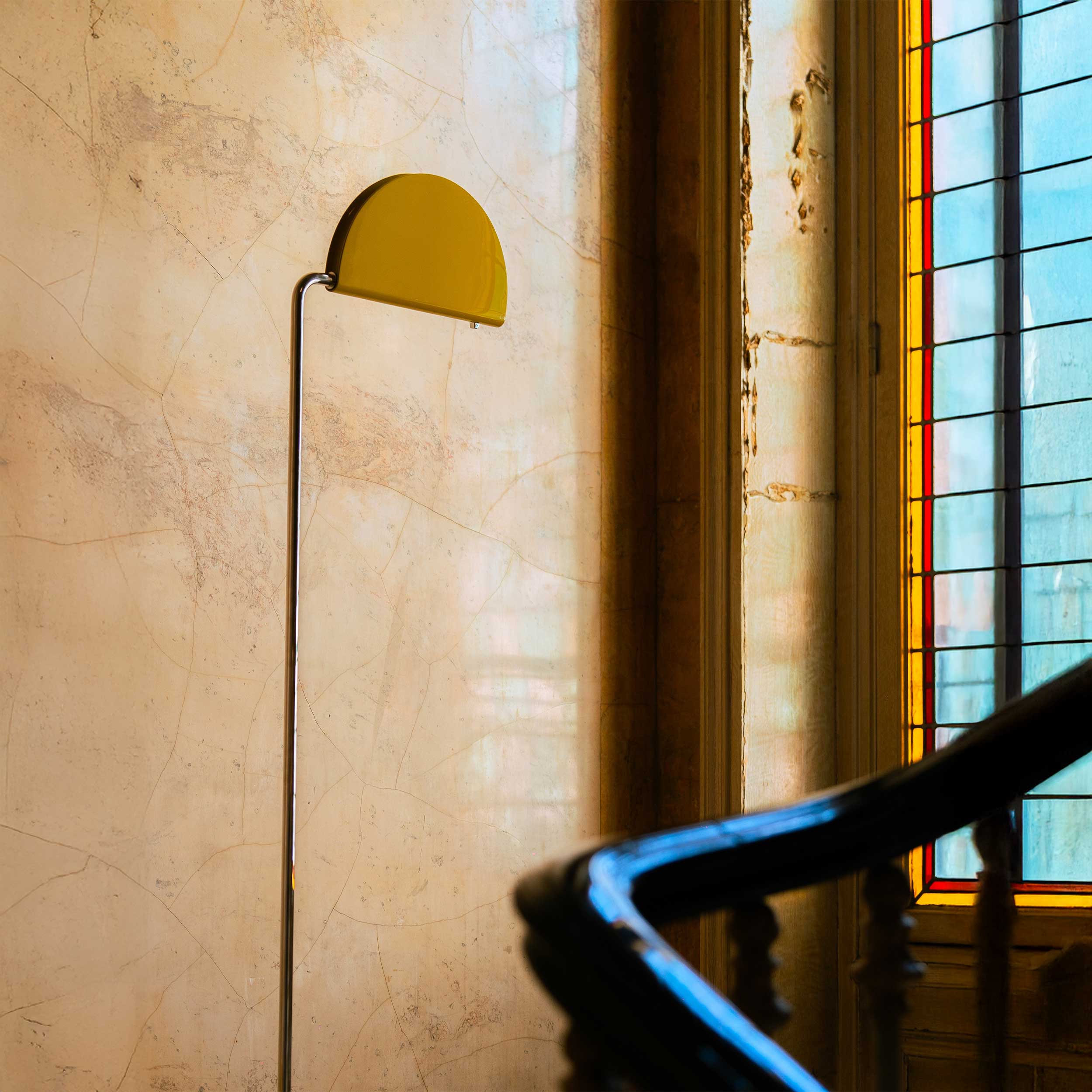 DCW éditions Mezzaluna LED állólámpa