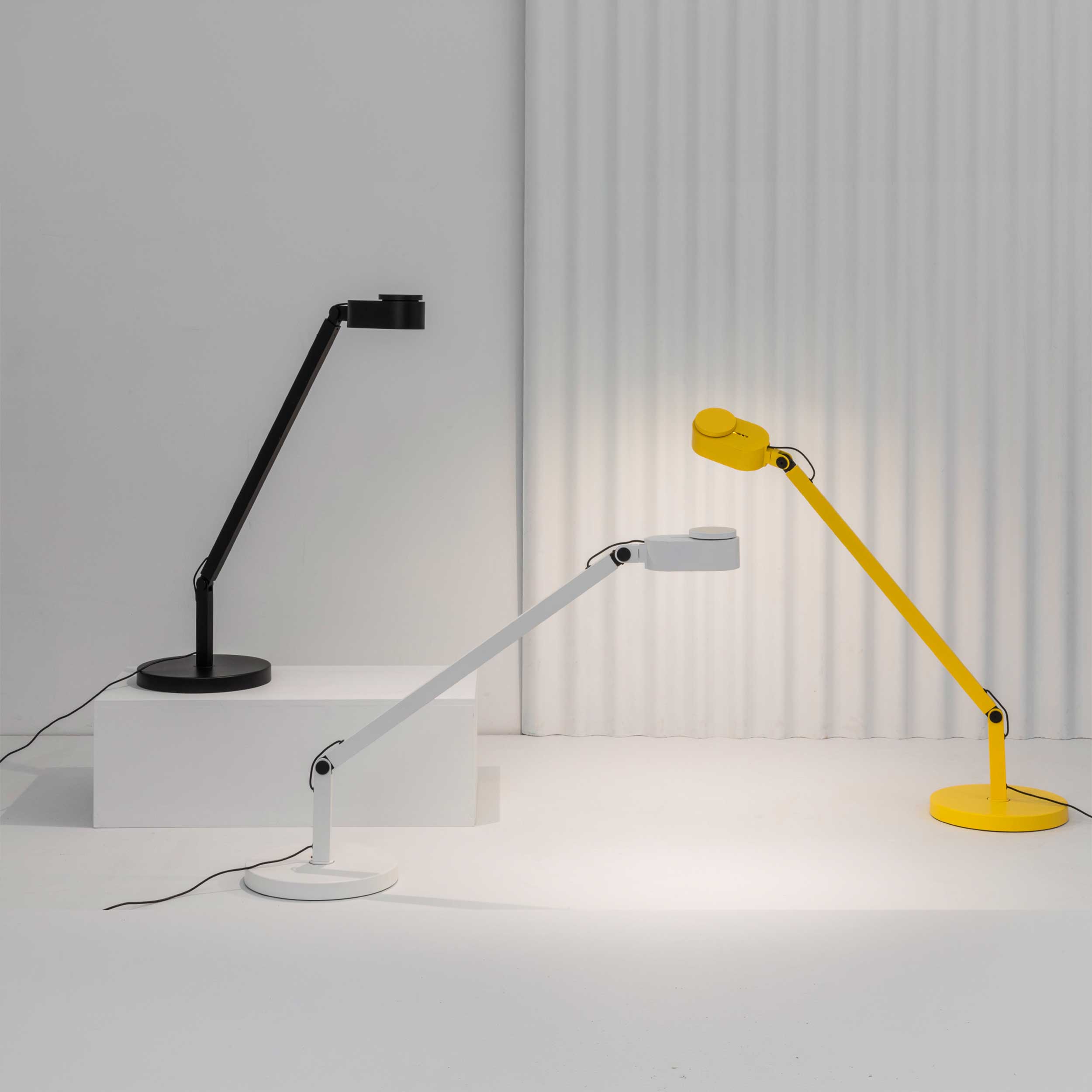 Faro Leo LED asztali lámpa