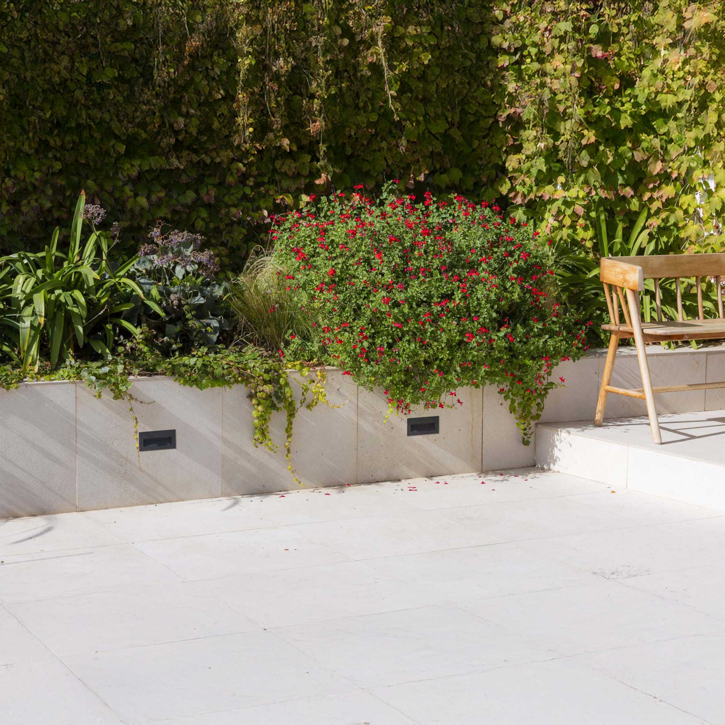 Faro Mani LED kültéri süllyesztett lámpatest IP65