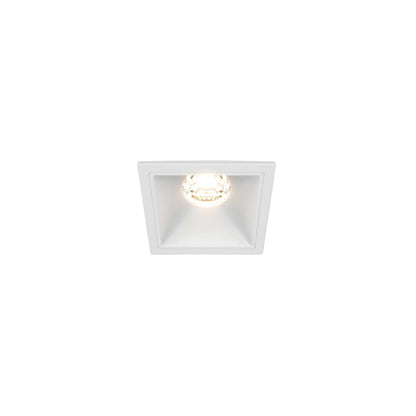 Maytoni Alfa LED 10W 36° süllyesztett négyzet alakú lámpa, fehér