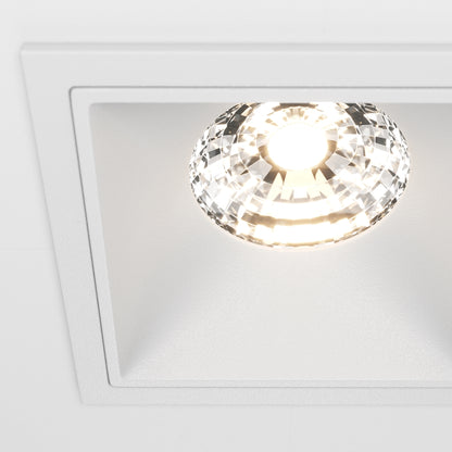 Maytoni Alfa LED 15W 36° süllyesztett négyzet alakú lámpa, fehér
