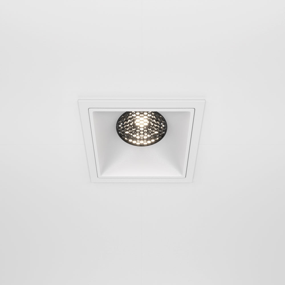 Maytoni Alfa LED 15W 36° süllyesztett négyzet alakú lámpa, fehér