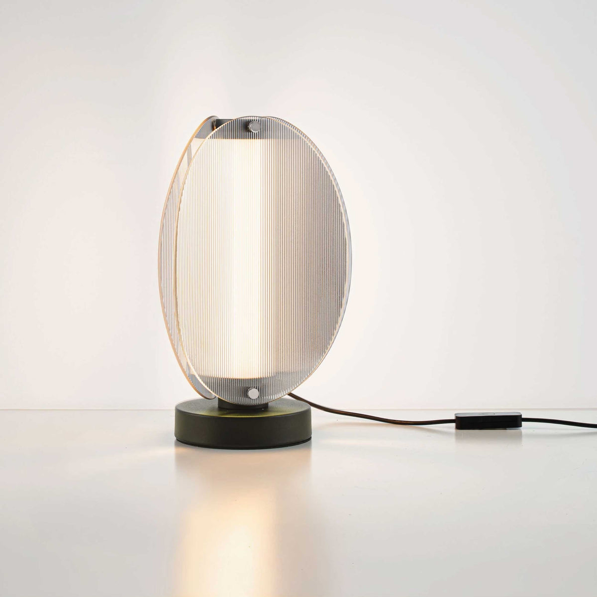 Nova Luce Noir LED asztali lámpa
