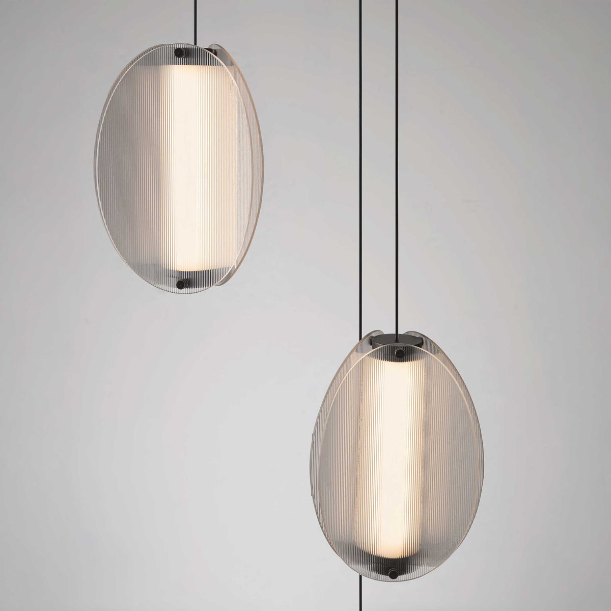 Nova Luce Noir LED függesztett lámpa, függőleges
