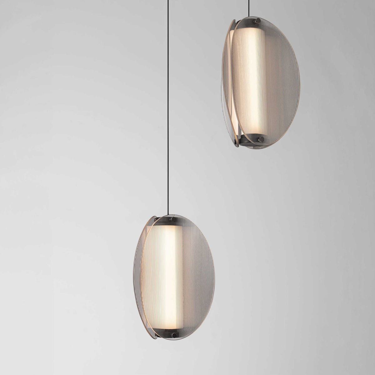 Nova Luce Noir LED függesztett lámpa, függőleges
