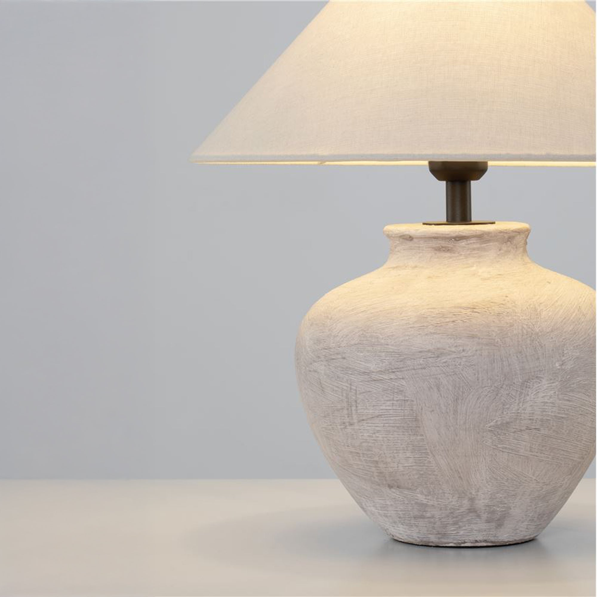 Nova Luce Lupe E27 stolní svítidlo