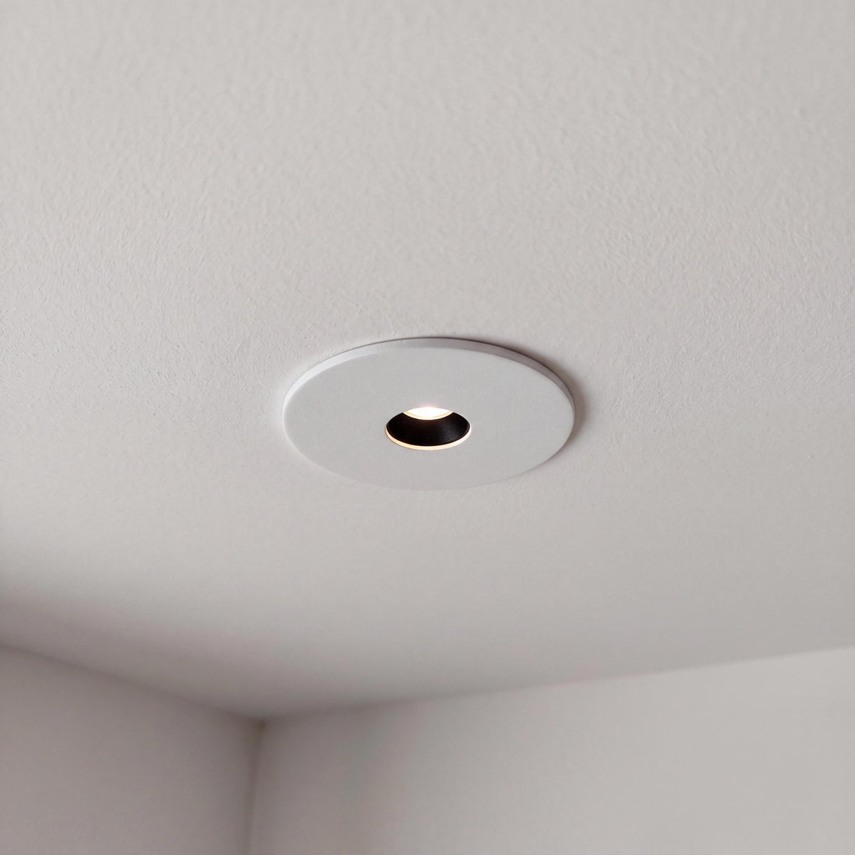 VK Light Habi LED süllyesztett lámpatest